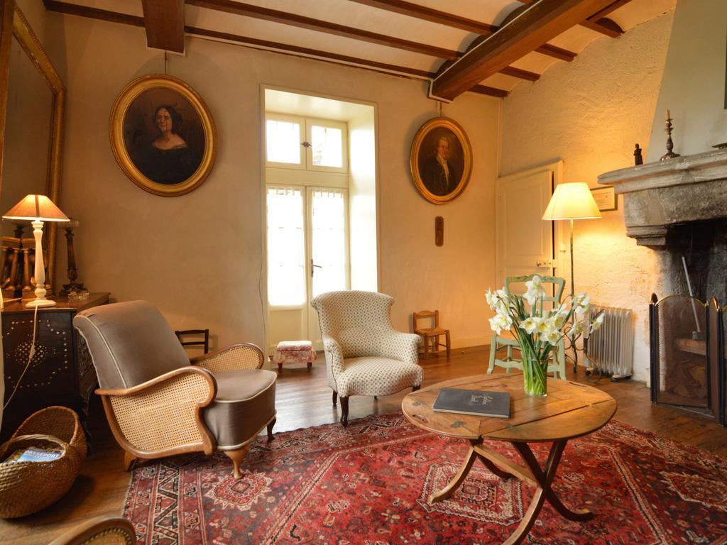Magnificent Holiday Home With Pool Saint-Paul-du-Bois Eksteriør billede